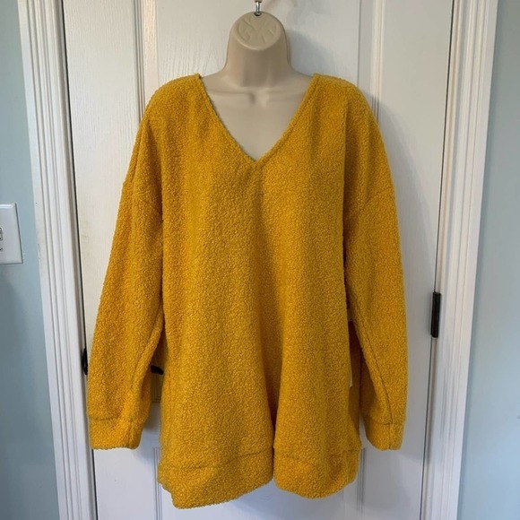 NWT Caslon Soft Cozy Sherpa Mustard V Neck Sweater - Picture 4 of 6